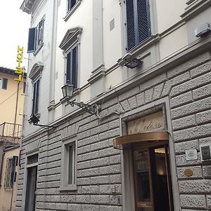 Hotel Flora